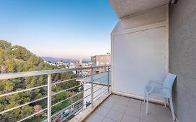 Blue Heaven -Full Sea View Brand New Apartment